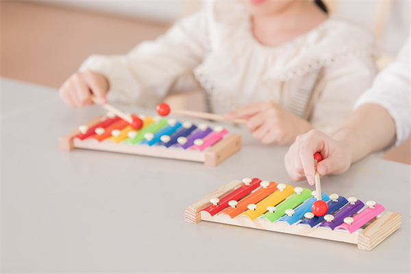 如何培養(yǎng)寶寶的專注力(圖1) 如何培養(yǎng)寶寶的專注力(圖1)