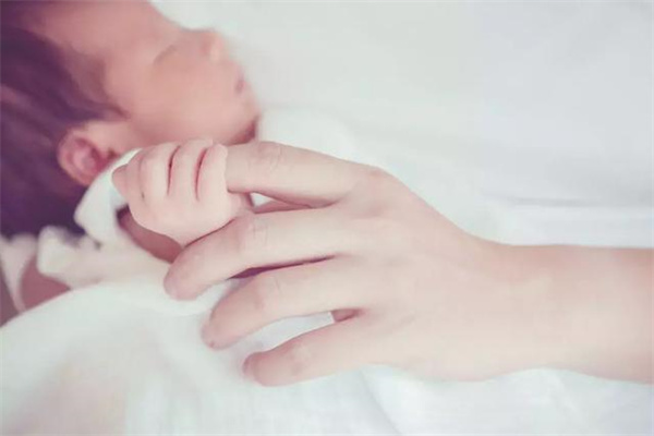 北京專業(yè)月嫂公司推薦_月薪20000以上的月嫂一天的工作流程(圖1) 北京專業(yè)月嫂公司推薦_月薪20000以上的月嫂一天的工作流程(圖1)