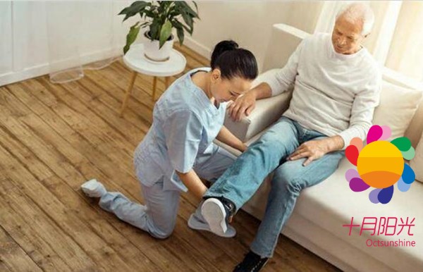 關(guān)于找保姆，你需要知道哪些渠道？(圖1)