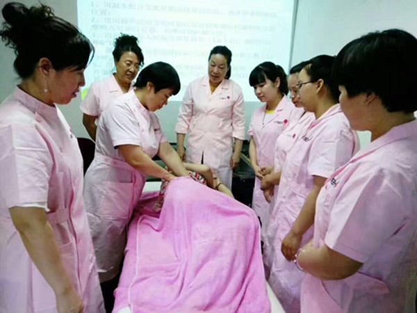 政府免費月嫂培訓(xùn)班 政府免費月嫂培訓(xùn)班