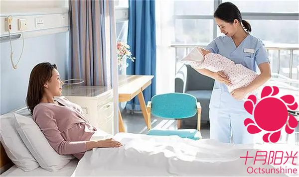 月嫂什么時候讓她來？(圖1)