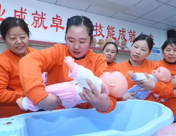 北京正點家政月嫂培訓(xùn)怎么樣？(圖1)